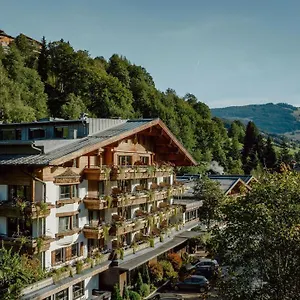 Hotell Gartenhotel Theresia 4, Saalbach-Hinterglemm
